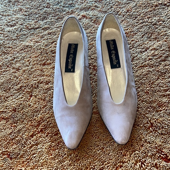 Women Classy Office Work Professional Pumps Kitten Low Heels V-Cut Slip - Picture 2 of 6